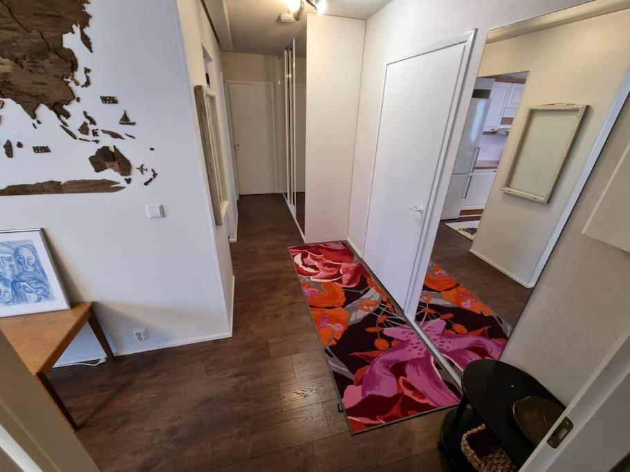 Valoisa Huoneisto Jossa Erinomaiset Vuoteet. Mikkeli Exterior foto